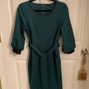 Forest green ballon sleeves dress